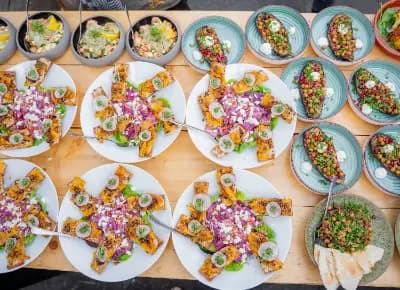 Shared dining tafel